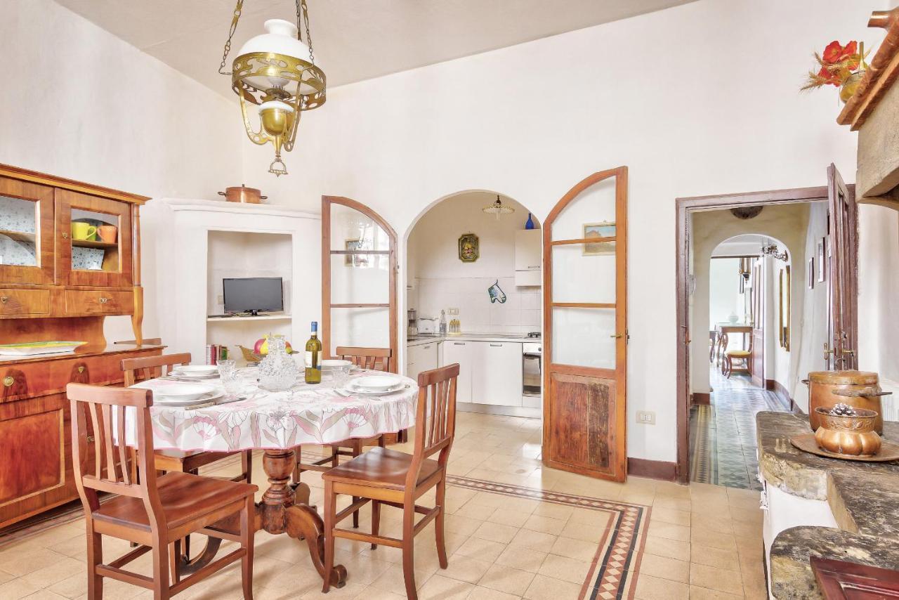 ルチニャーノCasa Linaアパートメント エクステリア 写真